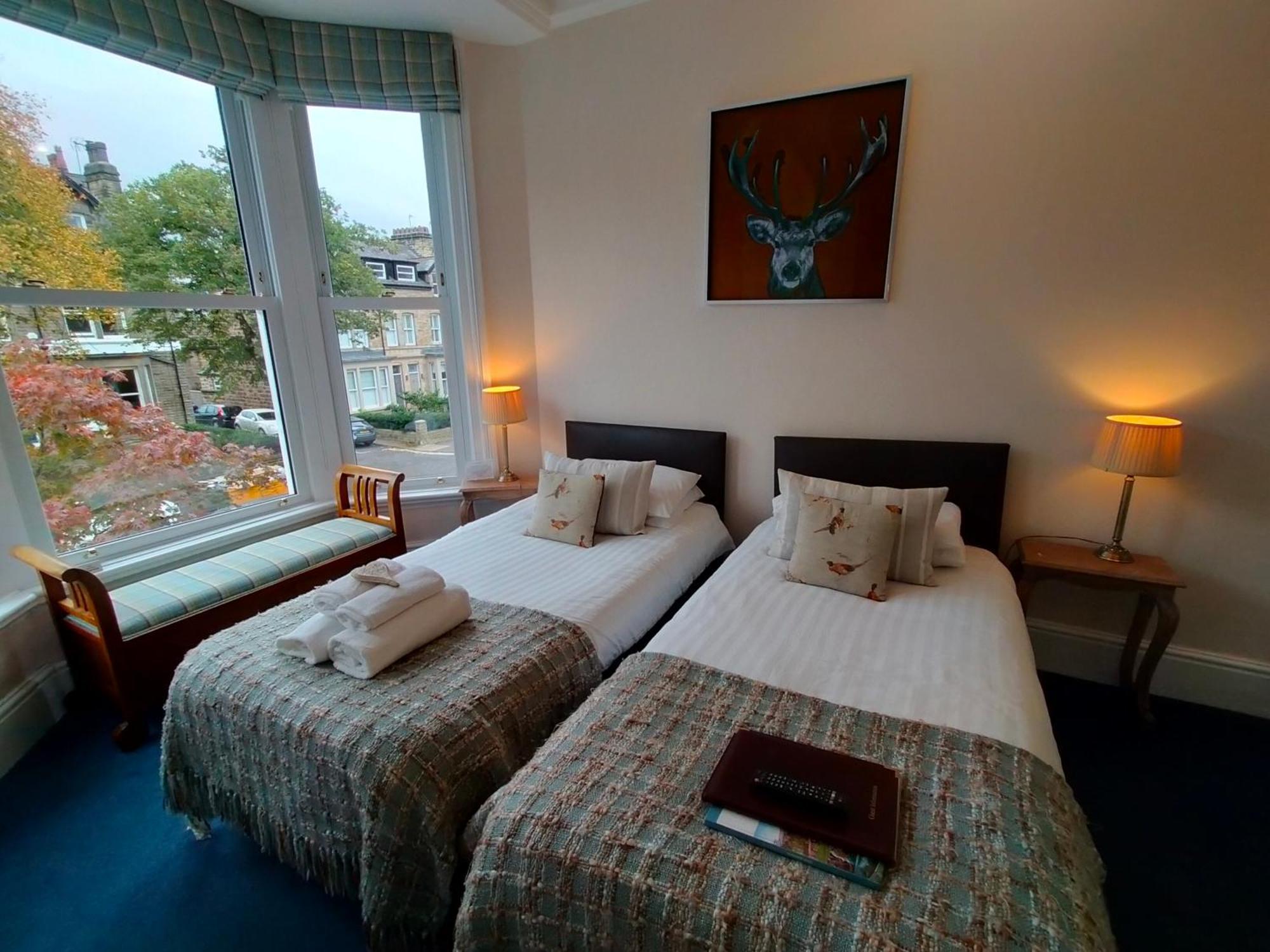 Arden House Hotell Harrogate Exteriör bild