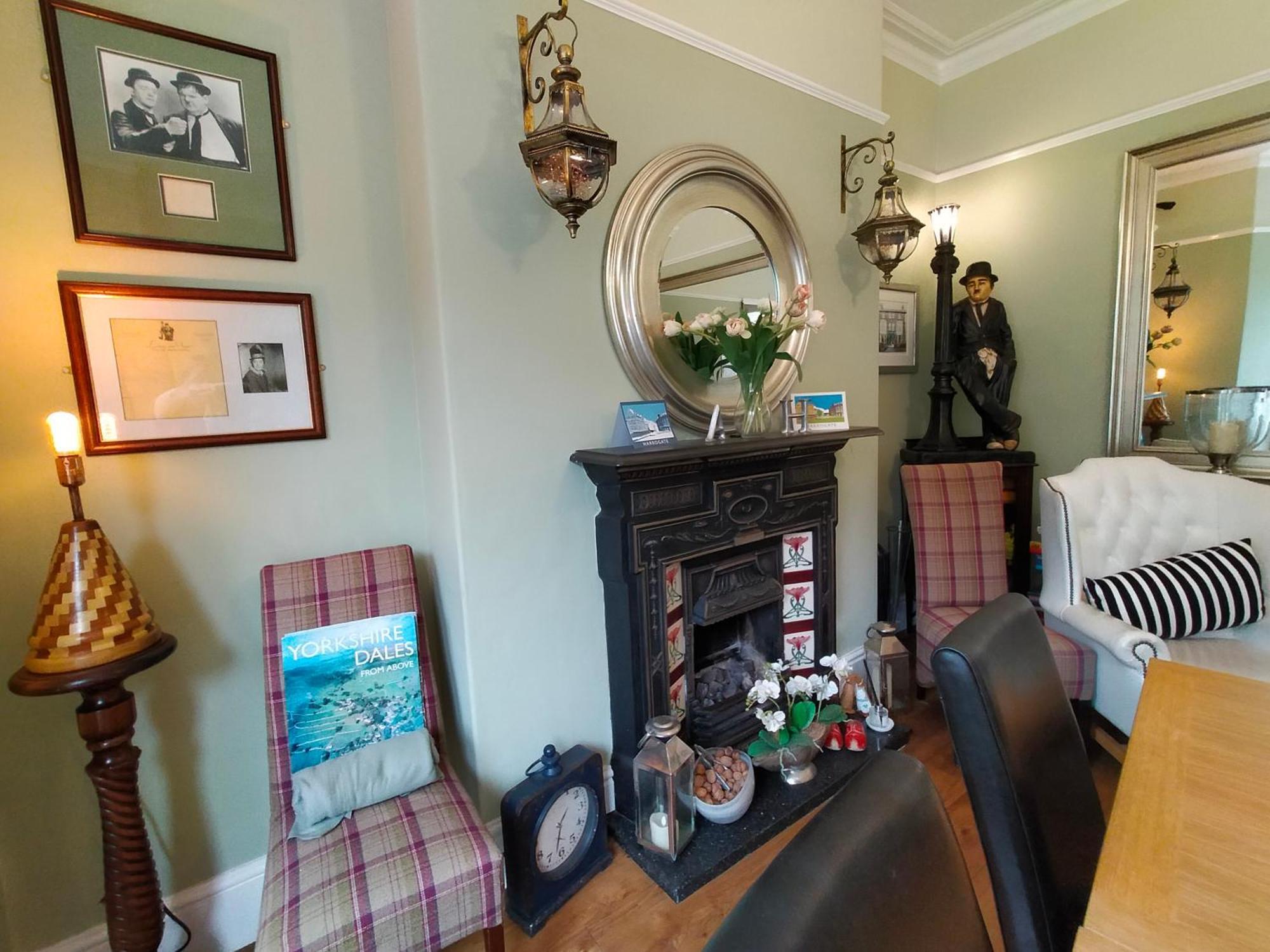 Arden House Hotell Harrogate Exteriör bild