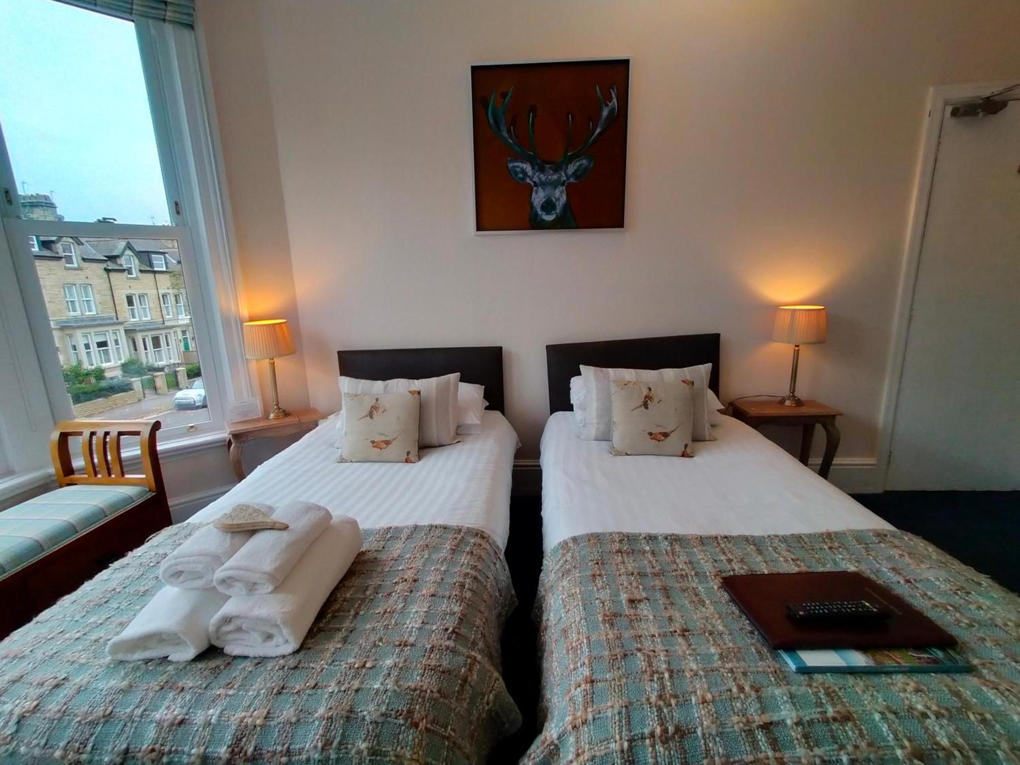 Arden House Hotell Harrogate Exteriör bild